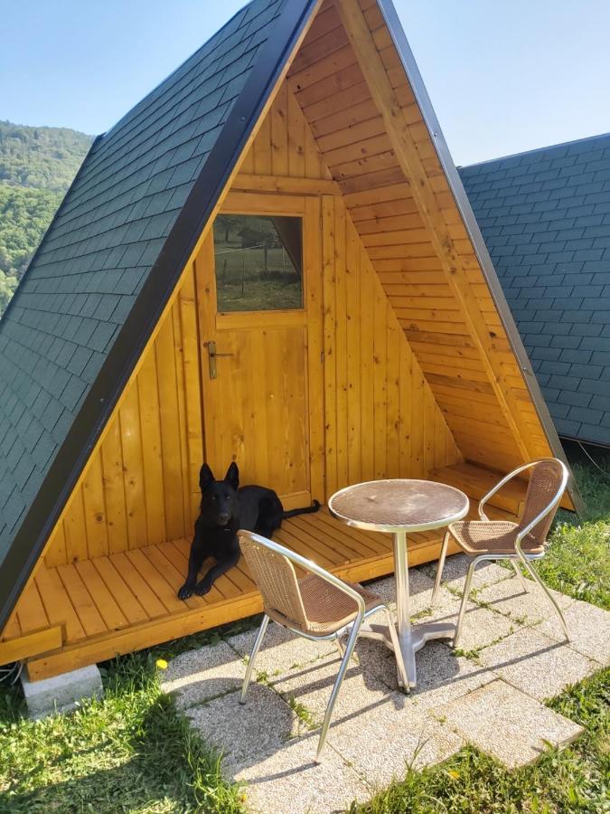 Отель Glamping Hiske Petrin Толмин Экстерьер фото