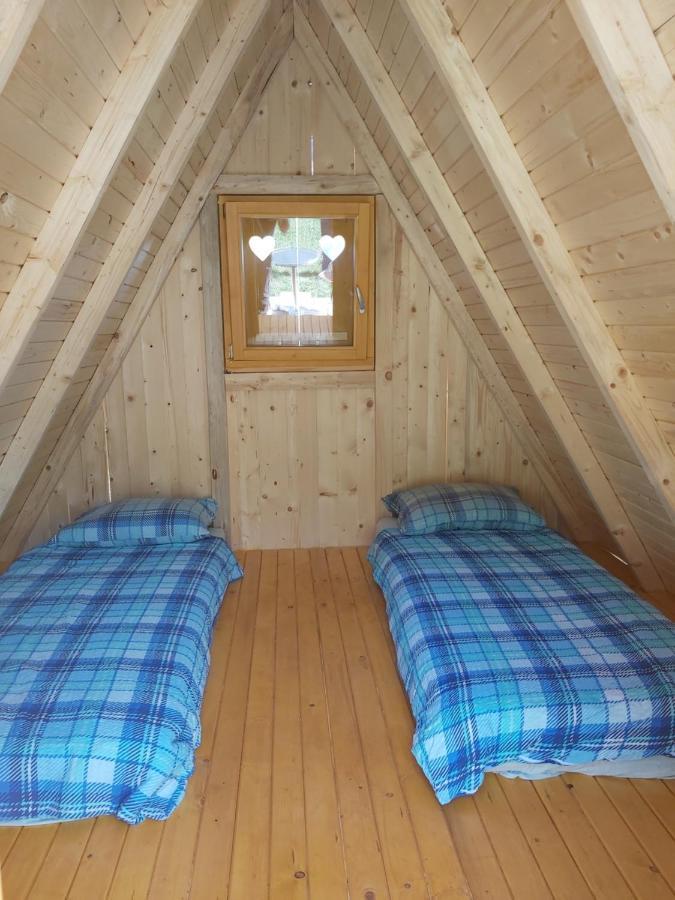 Отель Glamping Hiske Petrin Толмин Экстерьер фото