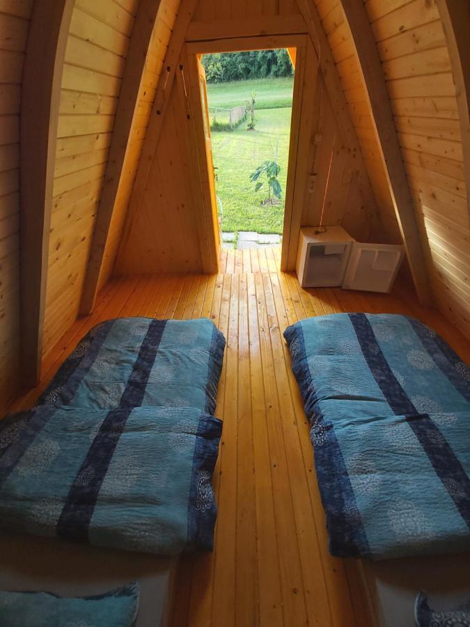 Отель Glamping Hiske Petrin Толмин Экстерьер фото