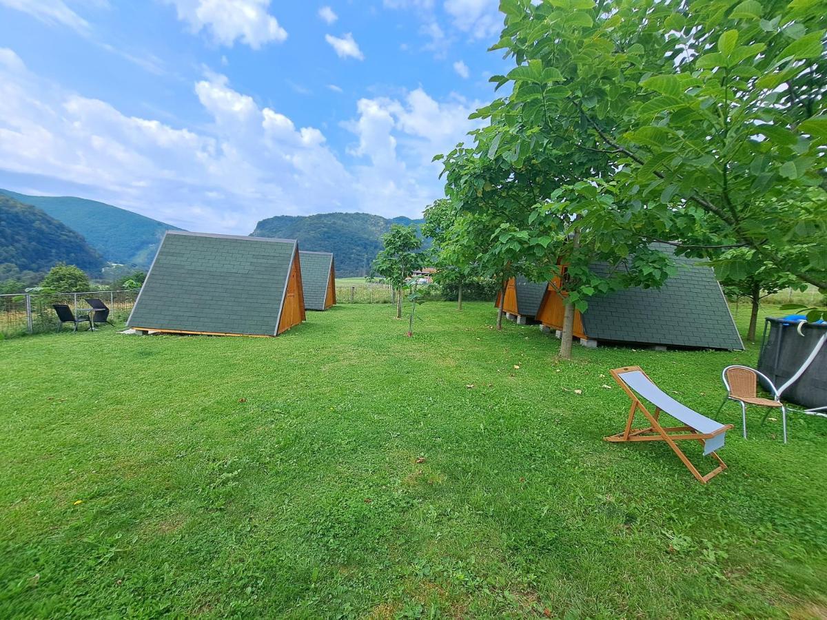 Отель Glamping Hiske Petrin Толмин Экстерьер фото